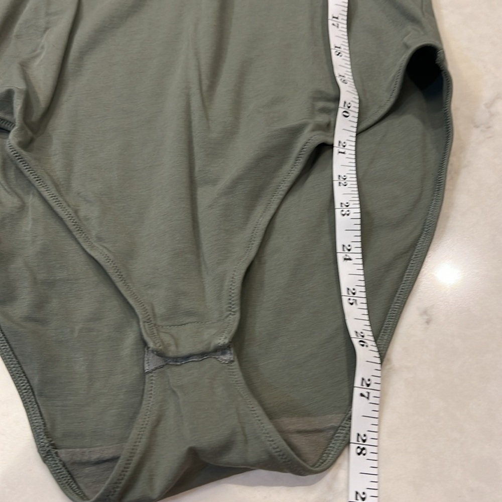 Everlane Olive Henley Long-Sleeve Bodysuit - Picture 6 of 6